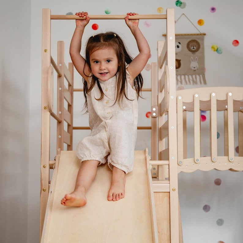 Playhouse detail image showing child-friendly indoor play features.